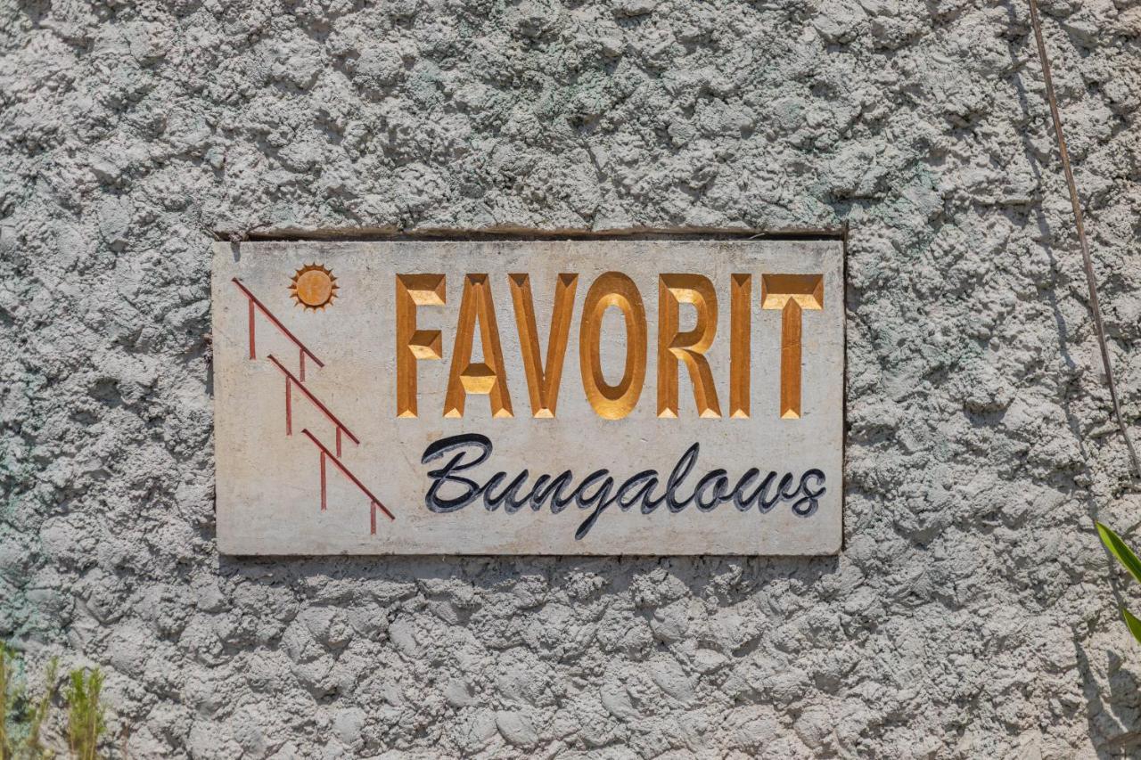 Favorit Exclusive Villa & Bungalow Batununggul Luaran gambar